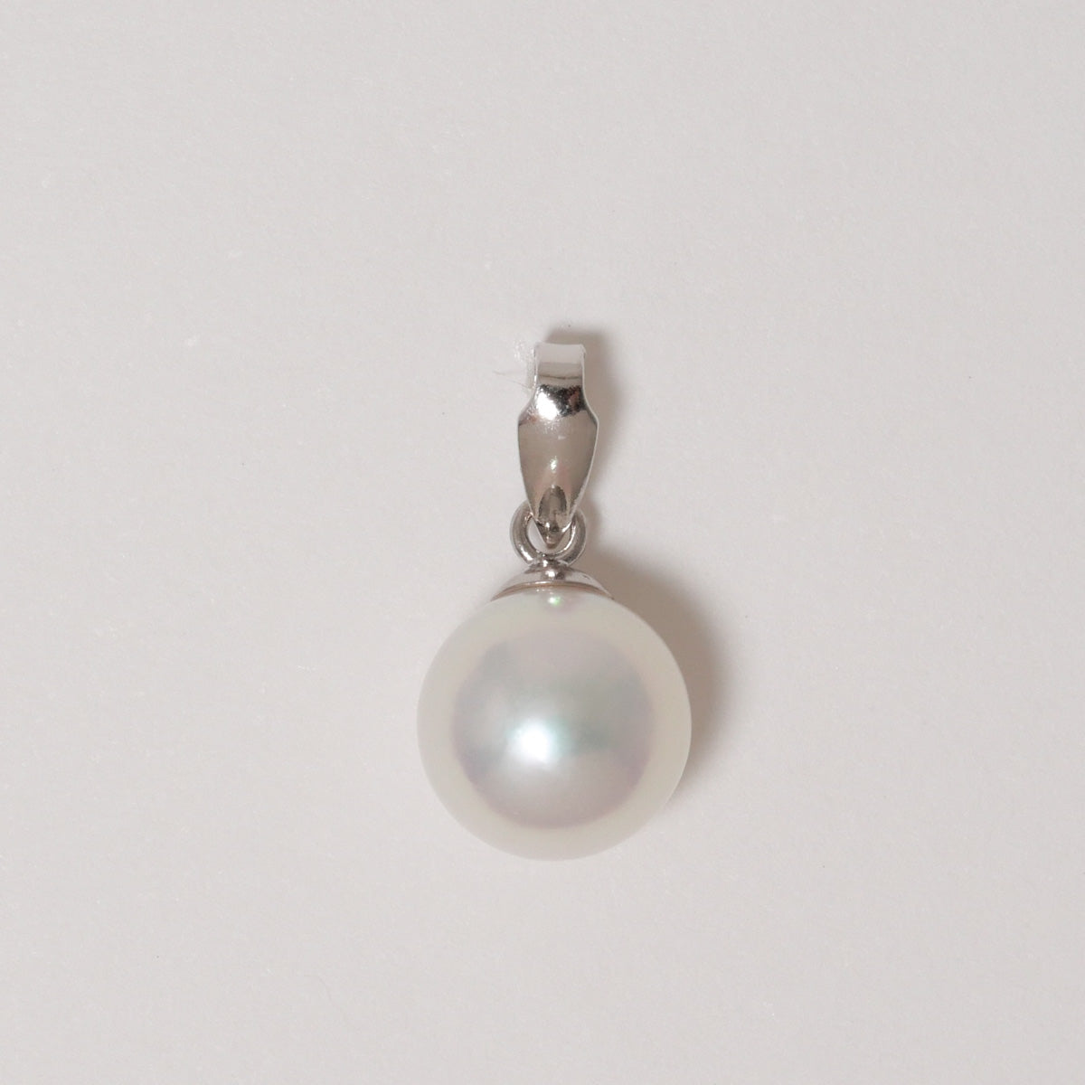 パール ペンダントトップ 7.5–8mm